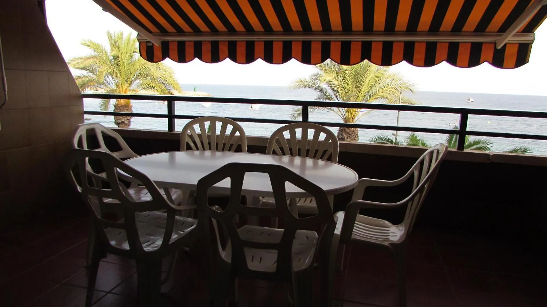 Aguadulce Beach Front Daire